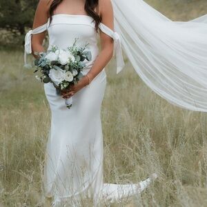 Elegant White Wedding Dress
